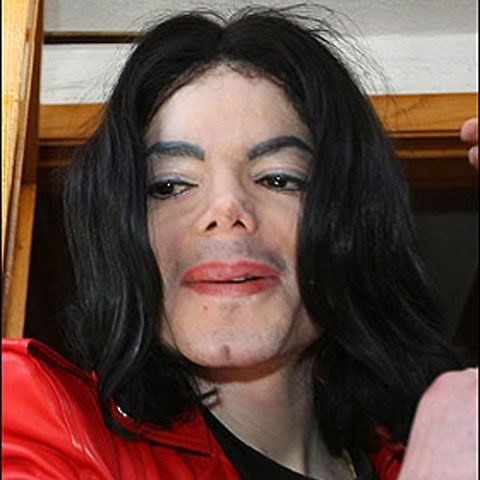 Michael Jackson şi-a  amânat începerea turneului - Vezi cele mai recente fotografii cu starul pop