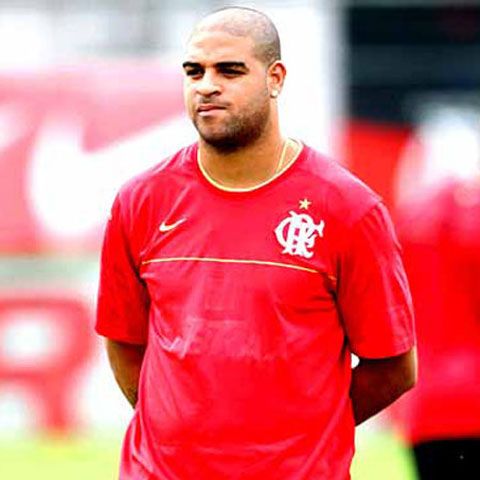 Adriano, la regim. Trebuie să renunţe la bere din cauza gabaritului depăşit!