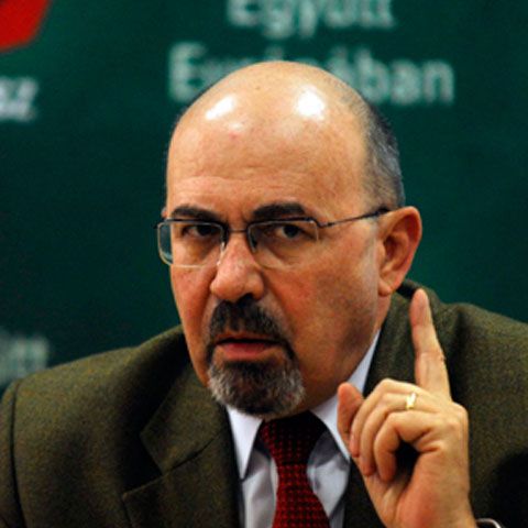 Marko Bela consideră inacceptabil să nu treacă prin dezbatere Codurile juridice
