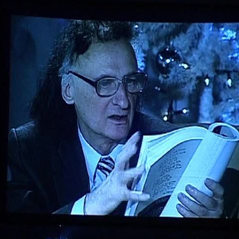 Mai mulţi artişti au cântat, joi seară, în memoria poetului Grigore Vieru 