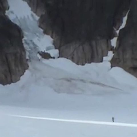 Alpinistul Constantin Lăcătuşu a plecat într-o expediţie în Groenlanda şi Arctica