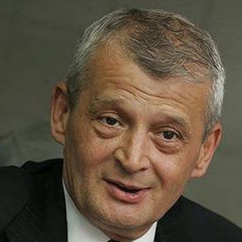 Primarul Oprescu anunţă mai multe proiecte de infrastructură, dar finanţarea lor este problematică