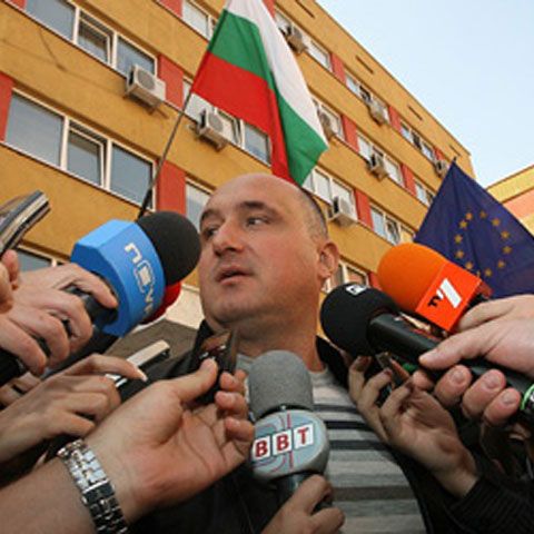 Trei capi ai lumii interlope, aflaţi în arest, vor să candideze la alegerile din iulie din Bulgaria
