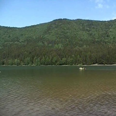 Lacul Sfânta Ana, singurul lac de origine vulcanică din Europa