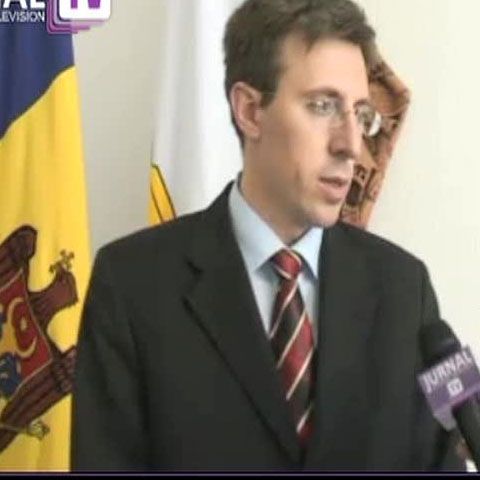 Convorbirile telefonice ale primarului Chişinăului erau interceptate 