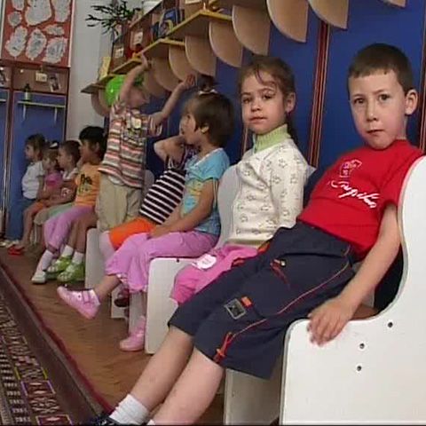 Peste 3.500 de copii nu au mai avut loc în grădiniţele din Bucureşti