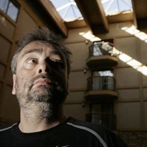 Luc Besson îşi face studio de film la standarde de Hollywood