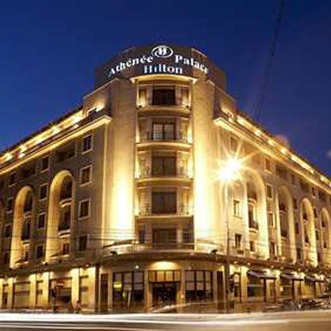 Hotelul Hilton din Capitală, deţinut de Copos, riscă să piardă cele 5 stele 