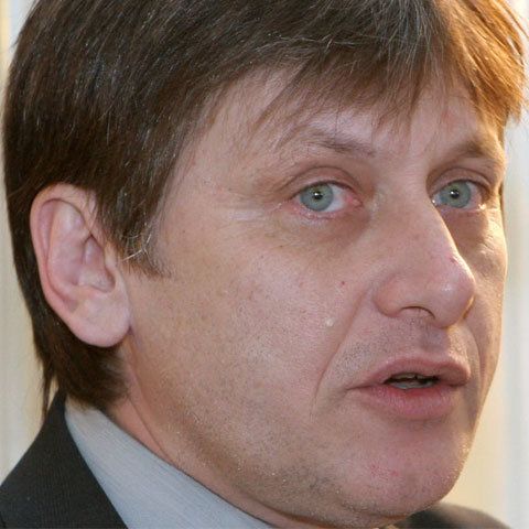 Crin Antonescu: Guvernul Boc nu are niciun program anti-criză