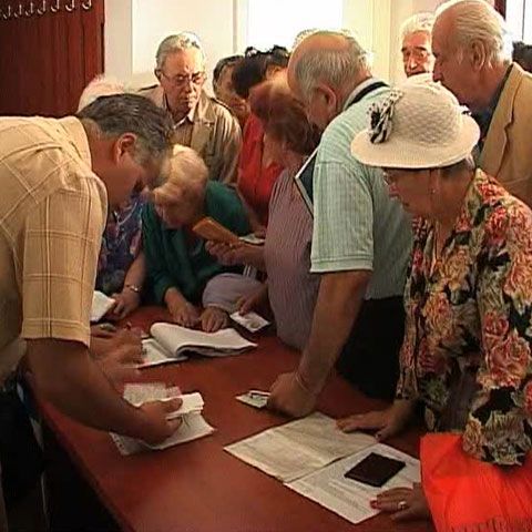 500 de braşoveni riscă să rămână fără economii, după ce casa de ajutor reciproc a ajuns în pragul falimentului