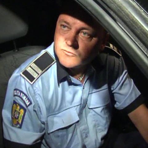 Un poliţist, aflat aproape în comă alcoolică, a omorât miercuri noapte un pieton