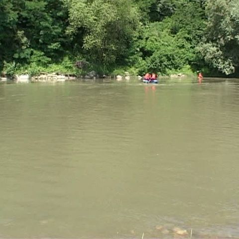 Un tânăr a dispărut în timp ce se afla la scăldat