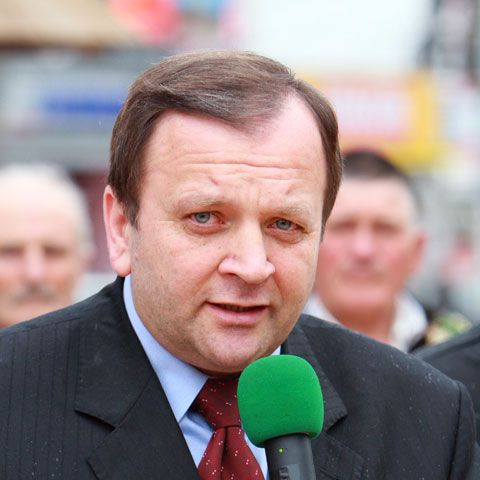 Flutur spune că va discuta cu Nica despre stadiul numirilor la nivel central şi judeţean
