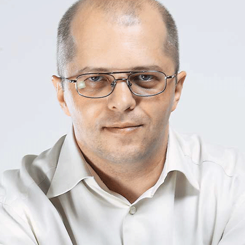 Adrian Ursu: Riţipiţi şi risipiţi în tranziţie