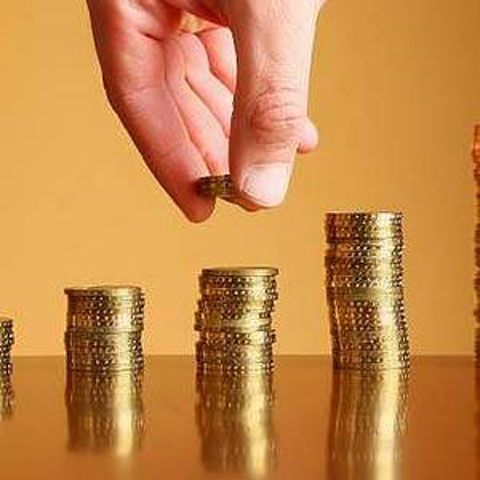 Ajustarea deficitului extern la 5-6% din PIB în acest an este excesivă