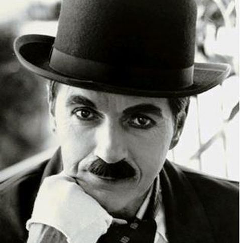 Charlie Chaplin visa să joace rolul unui Napoleon conştient de ororile războiului