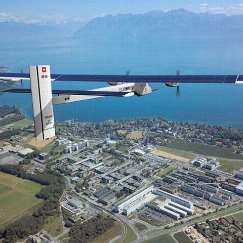 Solar Impulse, primul avion propulsat cu energie solară care va face înconjurul lumii
