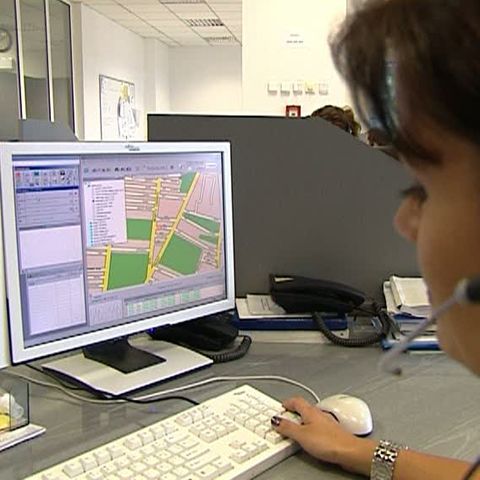 România este pe primul loc în Uniunea Europeană la apeluri false primite la 112