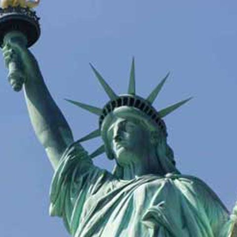 După opt ani, Statuia Libertăţii din New York s-a redeschis publicului, de Ziua Independenţei