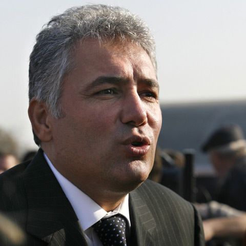 Adriean Videanu: Nu cred că România va atinge un derapaj economic de -8%