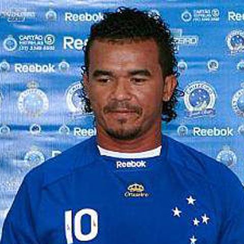 VIDEO / Un fotbalist brazilian a fost eliminat după doar 12 secunde de la debutul meciului!