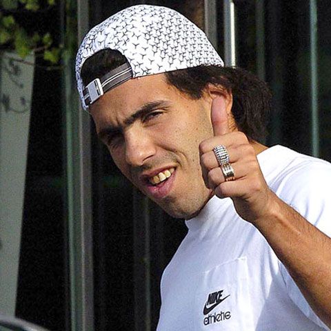 Anglia - Carlos Tevez va evolua din sezonul viitor la Manchester City