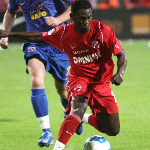 Dinamo - Ze Kalanga nu se prezintă la echipă deoarece nu are viză, susţine impresarul său