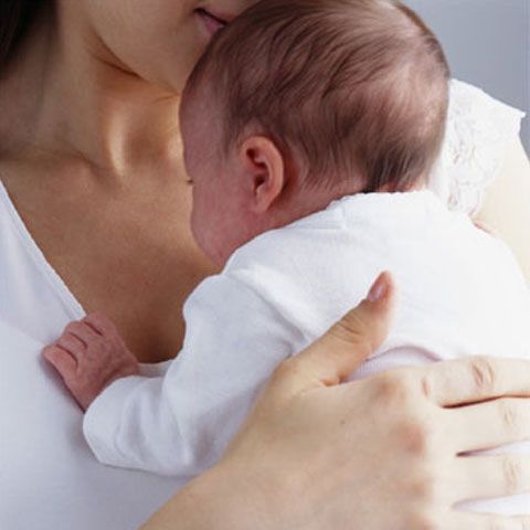 Oficiul Român pentru Adopţie va modifica legea adopţiei