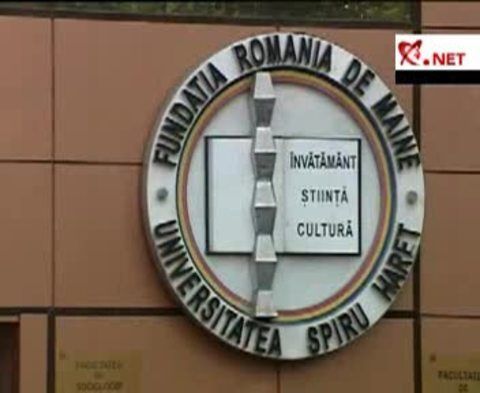 Universitatea Spiru Haret nu se face vinovată de eliminarea de la titularizare a absolvenţilor instituţiei, susţin reprezentanţii universităţii