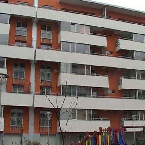Preţurile apartamentelor, în continuă creştere graţie programului "Prima Casă". Vezi aici lista băncilor care au început înscrierile în program