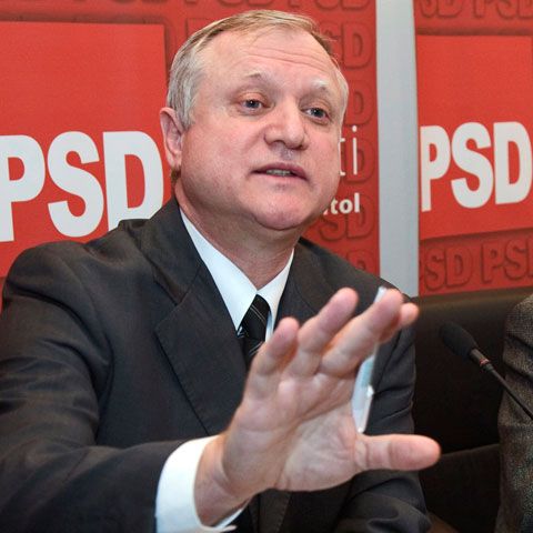 Marian Sârbu spune că fondul de salarii al bugetarilor nu poate creşte cu mai mult de 25% până 2014
