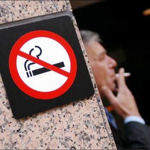 De duminică, fumatul a fost interzis în localurile din Turcia