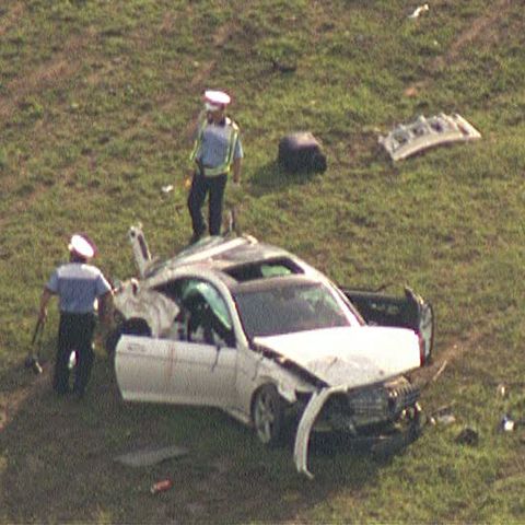 Un mort şi doi răniţi - bilanţul unui accident produs la km 67 de pe Autostrada Soarelui 