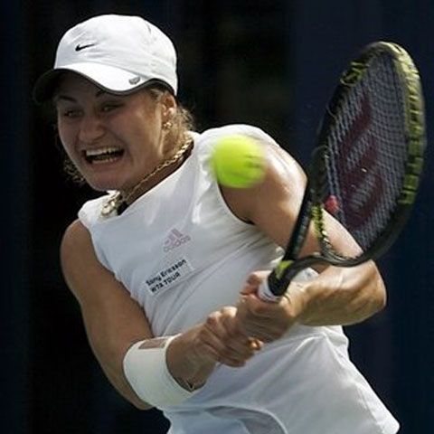 Monica Niculescu avansează la Stanford, Cârstea eliminată în primul tur