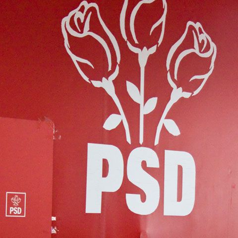 Duvăz: Legea învăţământului a suferit, într-o perioadă de 10-12 ani, 140 de modificări