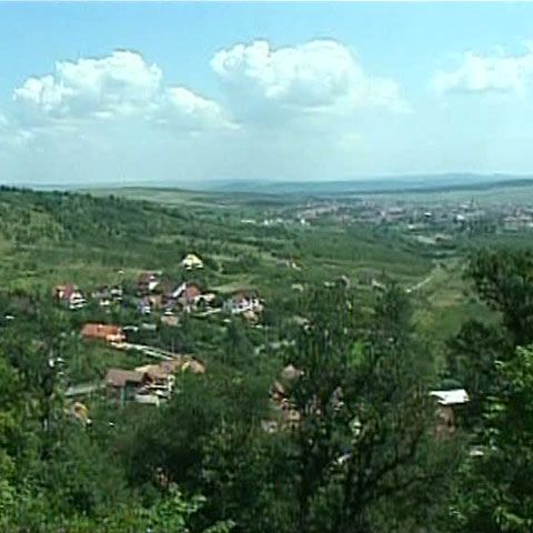 Cetatea Cisnădioara este cel mai vechi monument romanic din Transilvania