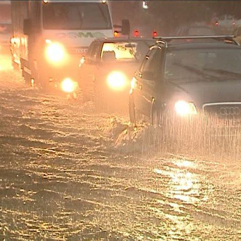 Ploaia de joi seară a imobilizat Capitala