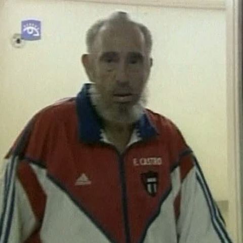 Fidel Castro a primit cadou o carte cu propriile aforisme