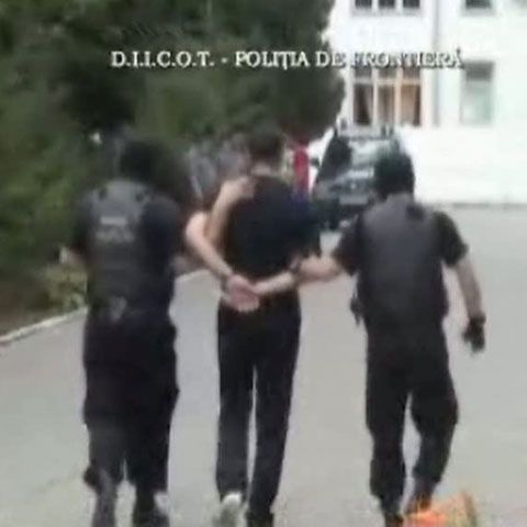 Sute de poliţişti au anihiliat o reţea de contrabandişti la Tulcea, într-o amplă operaţiune
