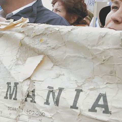 Bugetarii vor intra forţat în vacanţă sau vor lucra mai puţin în perioada septembrie - noiembrie. Cum comentaţi?