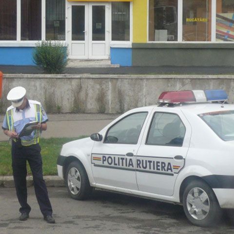 Un şofer, prins cu 190 km/oră, a rămas nepedepsit în urma unei decizii judecătoreşti
