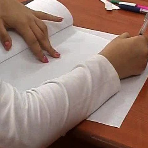 Admiterea la liceu va fi modificată prin înlocuirea tezelor unice cu o singură evaluare scrisă