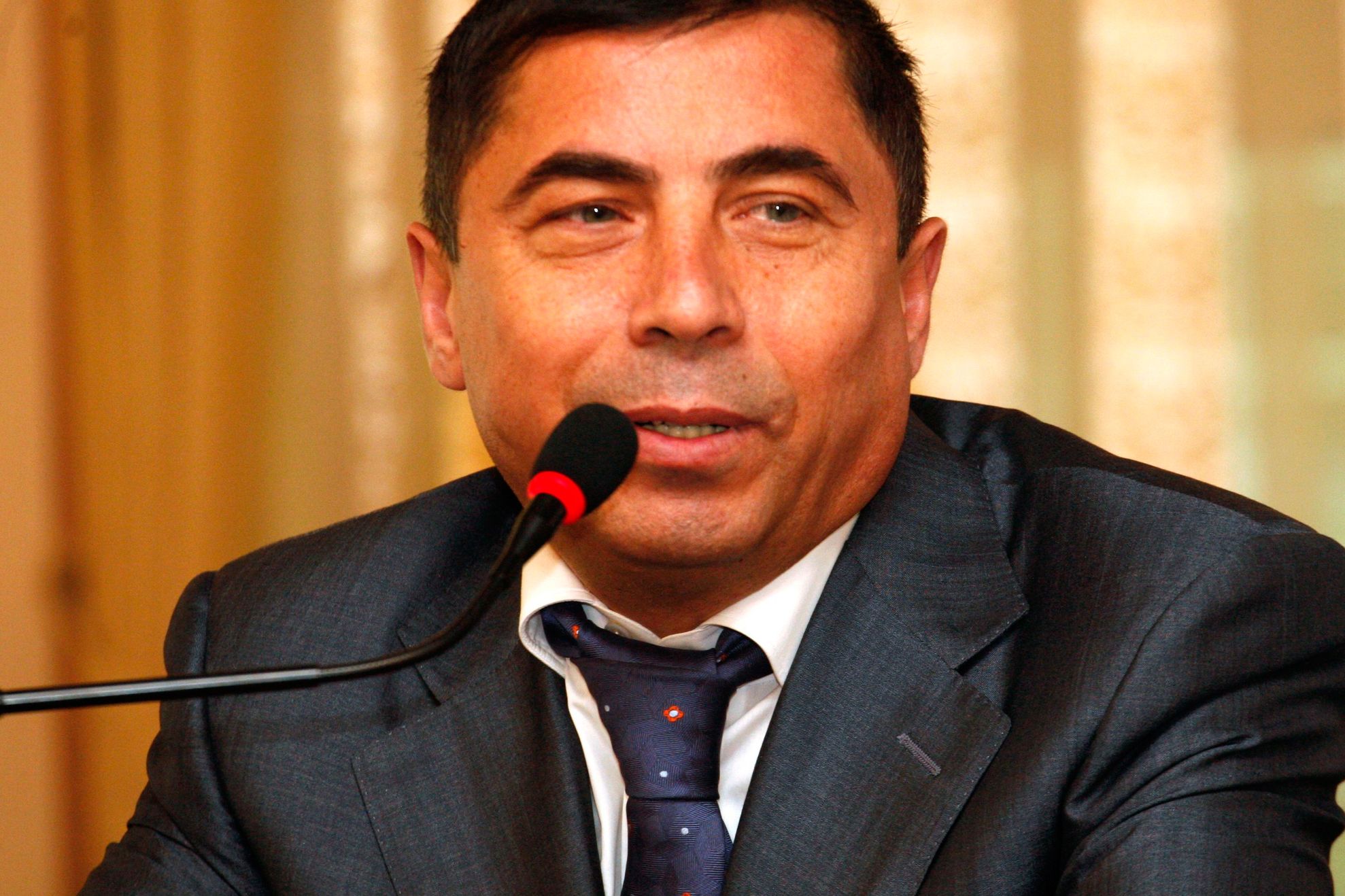 Vasile Turcu: Există pericolul ca Dinamo să se desfiinţeze!