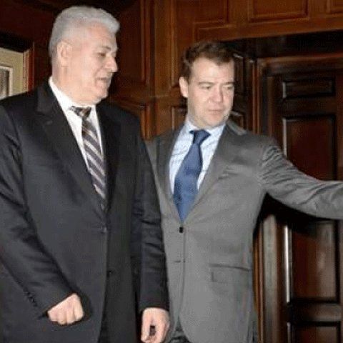 Presa rusă: Moscova se aliază cu oponenţii lui Voronin