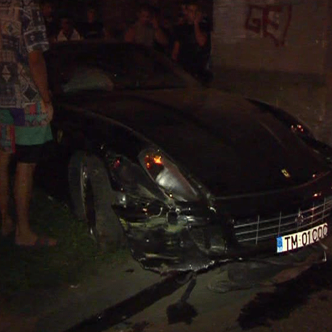 Şoferul cu Ferrari care a ucis un bărbat pe trotuar poate să părăsească ţara