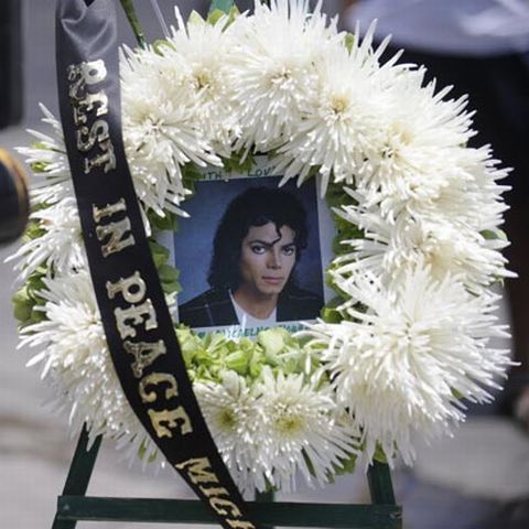Michael Jackson a luptat cu disperare să adoarmă, în ultimele ore de viaţă