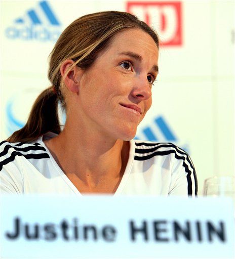 Justine Henin se întoarce