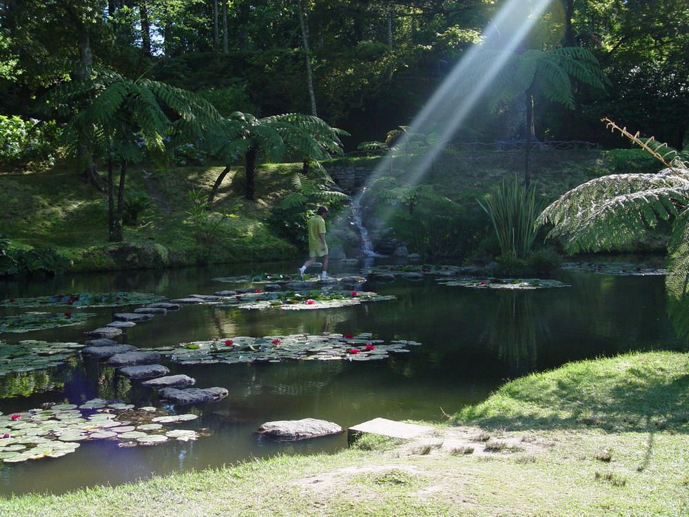 Furnas