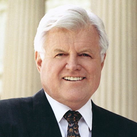 Senatorul Edward Kennedy a fost înmormântat, sâmbătă, la Arlington 