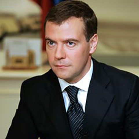 Medvedev şi-a inaugurat propriul canal pe YouTube, prin care a făcut urările de început de an şcolar